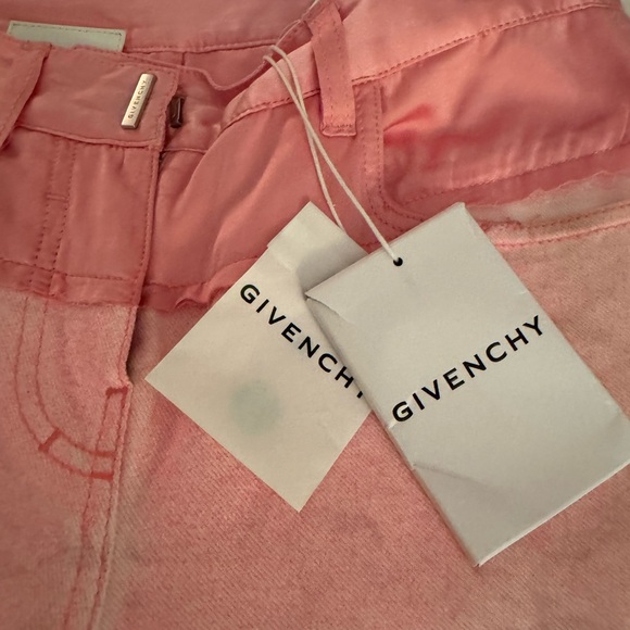 GIVENCHY
Candy pink Denim Slim Jean - Picture 5 of 15